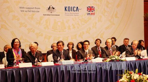 Vietnam por modernizar la macroeconomía y mejorar la competitividad del sector privado